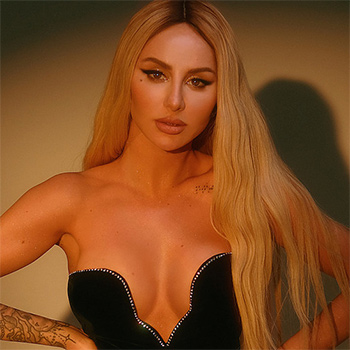 Біографія ANNA ASTI