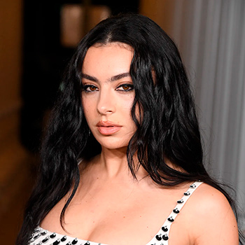 Біографія Charli XCX
