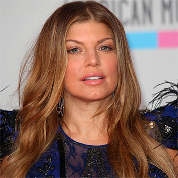 Біографія Fergie