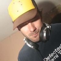 Біографія Ian Carey