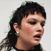Біографія Lola Young