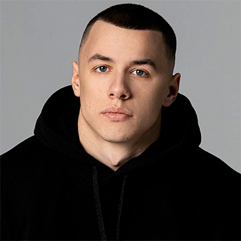 Біографія Macan