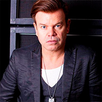 Біографія Paul Oakenfold