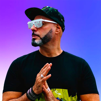 Biography Roger Sanchez