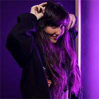 Біографія Victoria Niro