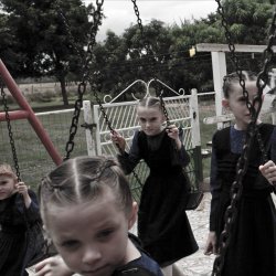 Обкладинка Crystal Castles - Chloroform