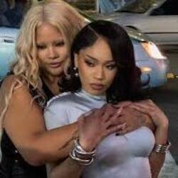 Обкладинка Shygirl & MUN SING feat. Saweetie - Waiting in the Car