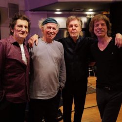 Обкладинка Rolling Stones feat. Paul McCartney - Bite My Head Off