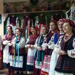 Обкладинка Яворина - Сидить Миколай