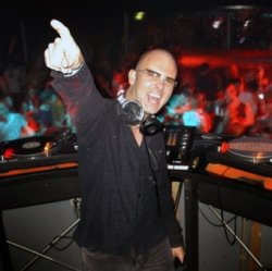 Обкладинка DJ Cristiao vs. Randy Katana - Cartas In La Silence (Bryan Kearney Smash-Up)
