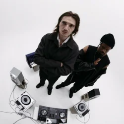 Обкладинка Y2K & Ro Ransom - Hot Like Yea