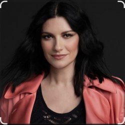 Обкладинка Laura Pausini - Surrender To Love