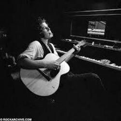 Обкладинка Tom Waits - Innocent When You Dream