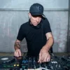 Обкладинка J-Break - Ease The Pressure J-Break - Ease The Pressure
