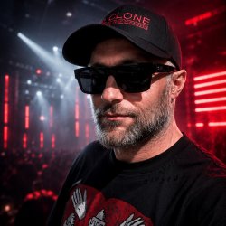 Обкладинка DJ Sakin - I Cried For Her (DJ Space Raven Remix)