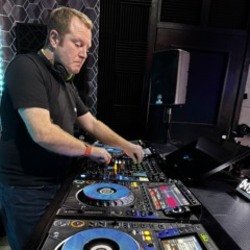 Обкладинка DJ Willbo - The Rocket (Original Mix)